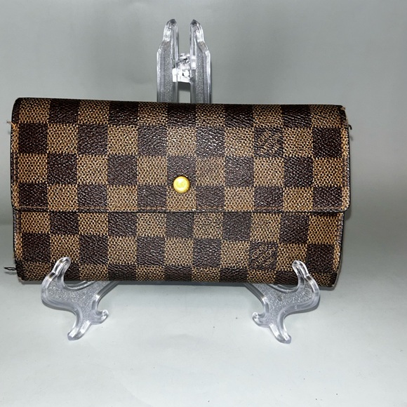 Louis Vuitton Handbags - Louis Vuitton Brown Checkered Wallet